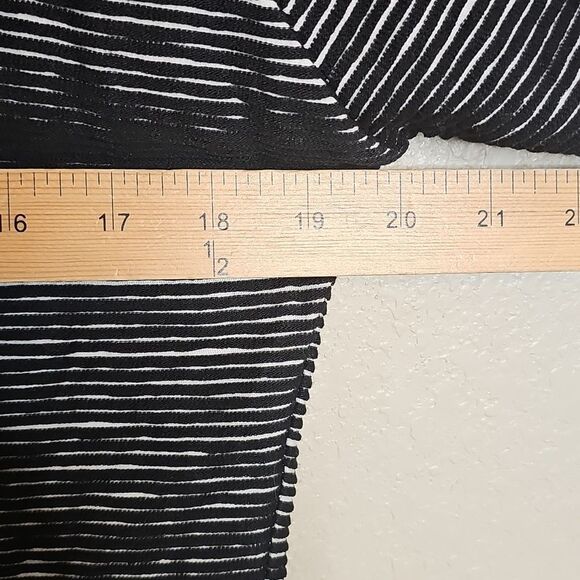 Dolan Black and Ivory White Rib Striped Cowl Neck Top Long Sleeve Medium - Picture 8 of 8